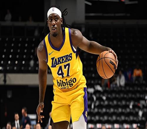 面對開拓者二隊打出全場最高分，湖人二隊鋒線新秀越來越自信了