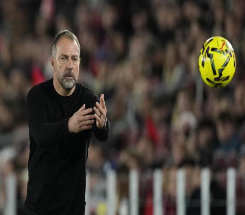 諾坎普還是要靠中場！加維回歸給佩德里帶來幫助，新援是亮點