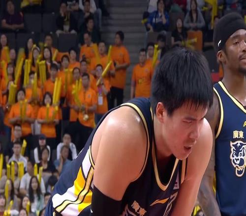 麥考爾走定了！廣東隊齊聚雙大外援，杜鋒有望引進阿丘爾