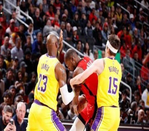 鎖死杜蘭特！湖人力克火箭：雷迪克斗法完勝烏度卡