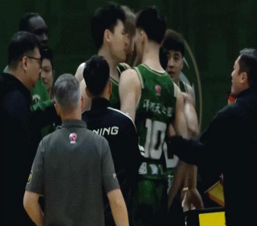 破案了！為何同曦兩大主力爆發激烈沖突名記怒批后曝出深層原因