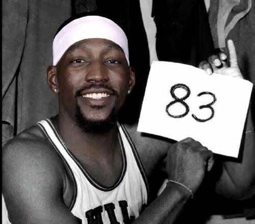 正式官宣！阿德巴約又獲獎，場均41.3分，怒懟質疑：再拿50分