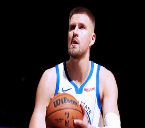 狂砍30分！打出加盟勇士最強一戰，波神追趕張伯倫