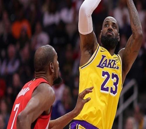 末節斷電+失誤葬送比賽，火箭全場22次失誤&杜蘭特一人7次