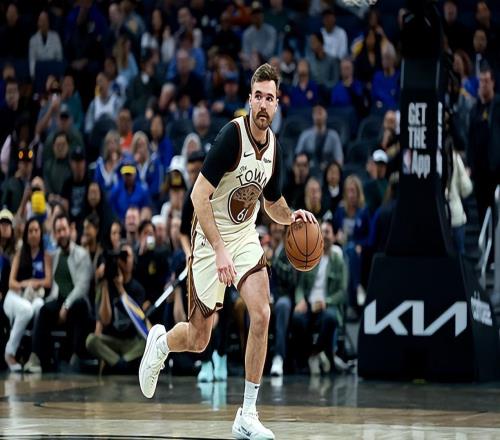 表現依然沒有起色，勇士真沒必要繼續培養這位替補控衛了