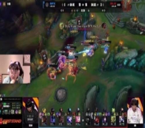 Uzi：BFX這個(gè)隊(duì)伍其實(shí)沒有什么邏輯運(yùn)營，他就跟你硬打團(tuán)完全不怕