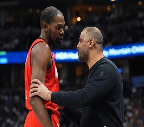 22次失誤！三分球26中5！火箭現原形，東契奇打服烏度卡