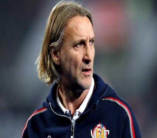 官方：克雷莫內塞主帥尼科拉下課球隊15輪不勝位列意甲第18