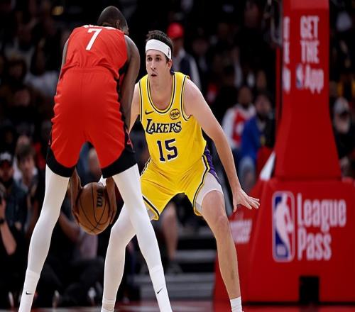 后場大將簡直是毫無手感，但湖人還是有驚無險地取得了勝利