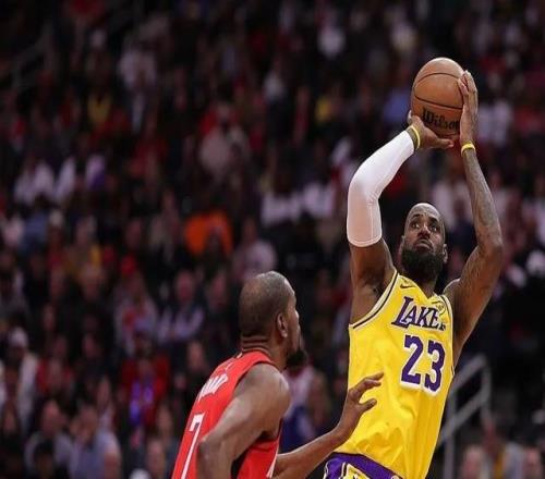 這一次，輪到杜蘭特孤立無援了