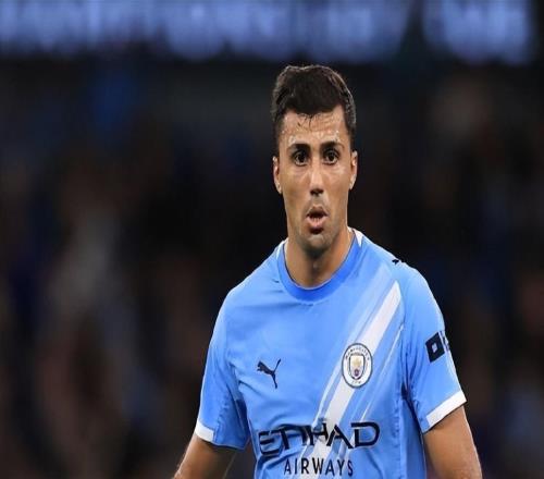 歐冠曼城1比2皇馬，被雙殺出局揭示問題，B席直紅打亂瓜帥部署