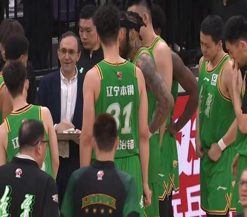 遼寧男籃輕取廣州，趙繼偉23分鄢手騏13+4攻防一體，徐昕15+10