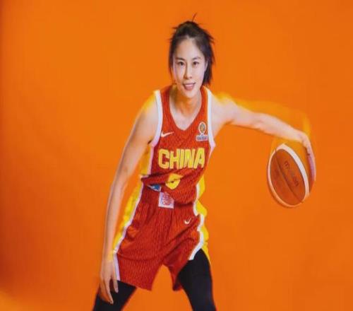 “破碎”之后,一位女籃老將的自我重建