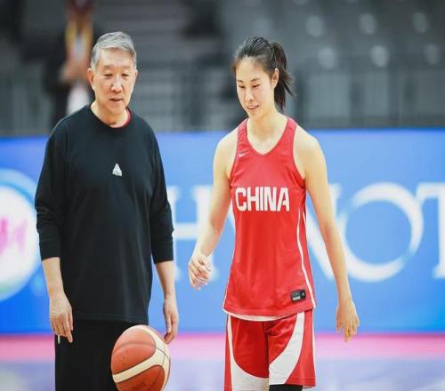 “破碎”之后，一位女籃老將的自我重建