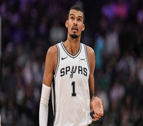 馬刺25三分創隊史紀錄狂勝國王文班18+8威少助攻升歷史第五