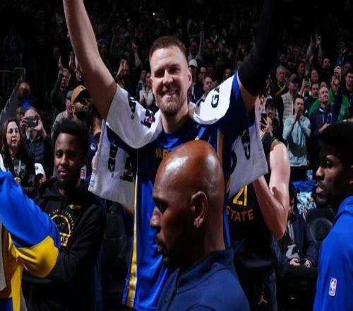 勇士遭綠軍雙殺近7戰6敗塔圖姆24+10布朗32分升隊史第三