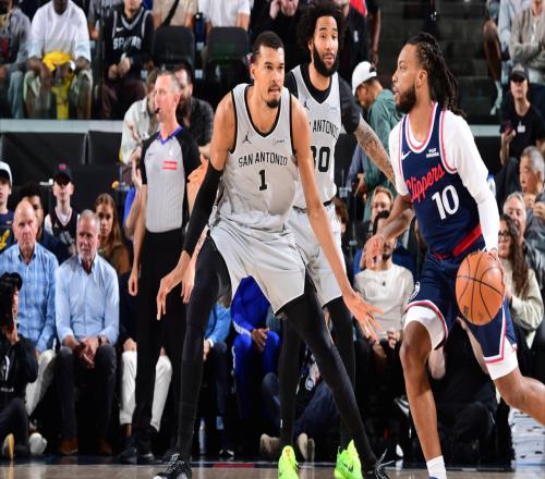 進(jìn)攻籃板倒數(shù)第6，被馬刺狂搶22個(gè)！快船17戰(zhàn)11勝卻藏致命弱點(diǎn)