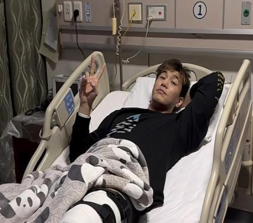 心疼郭艾倫北醫三院做完左膝手術報平安,麻藥剛過勁疼得嘴直哆嗦