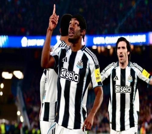 就為了今天攢勁呢埃蘭加本賽季此前出戰42場，僅完成1球1助