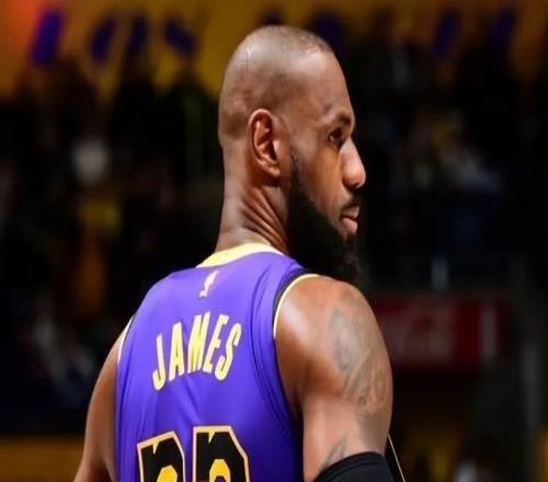 詹姆斯老當益壯，東契奇大號準三雙，湖人再勝火箭