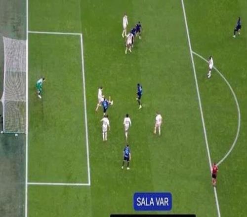 弗拉泰西倒地時裁判錄音公布，主裁&VAR：接觸很輕，不是犯規