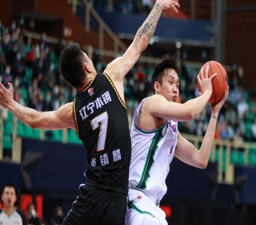 丁彥雨航宣布退役，CBA：感謝有你，祝愿未來一切順利！