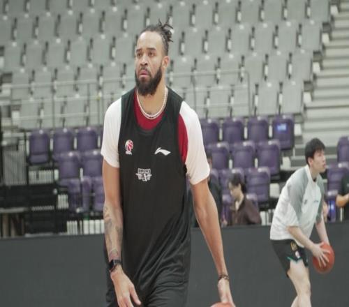 備戰遼寧！麥基人氣極高，曾凡博仍在恢復，許利民強調防守執行力