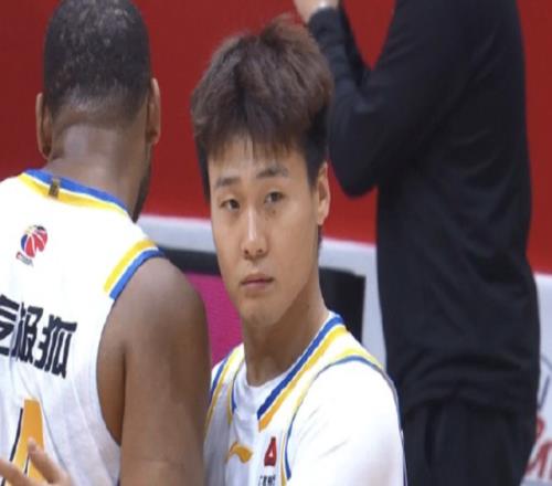 CBA狂歡夜！上海贏40分，北京逆轉遼寧，最新排名亂了：榜首易主