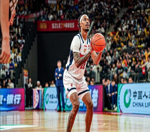 又被絕殺！廣東9293惜敗江蘇，3人表現拉胯，杜鋒需承擔責任