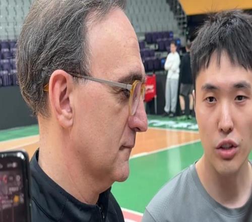 備戰(zhàn)北京!眾人強(qiáng)化三分,烏戈直指北京是強(qiáng)隊(duì),點(diǎn)內(nèi)線與籃板發(fā)揮