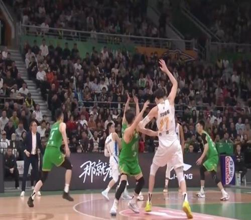 15分大逆轉!遼寧6連勝終結:趙繼偉26分盡力,趙睿34分創新高