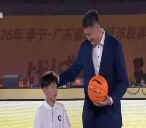 神奇逆轉！粵BA揭幕戰太炸了！杜鋒也來了