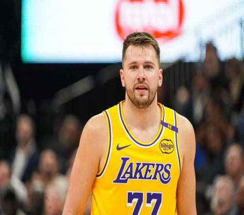 沖九連勝東契奇硬扛魔術絞殺魔術孤注一擲對拼湖人