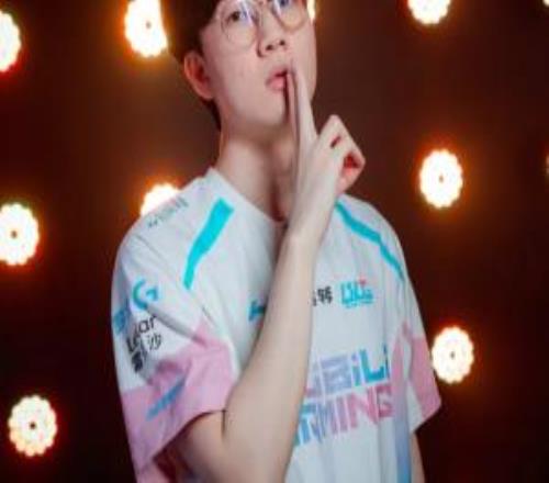 LOL官方發(fā)文:Viper重返先鋒賽決賽,捍衛(wèi)他的頭銜