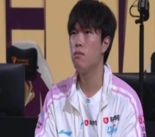 Bin:去年是BLG外戰(zhàn)成績最差一年,今年會繼續(xù)贏下更多外戰(zhàn)