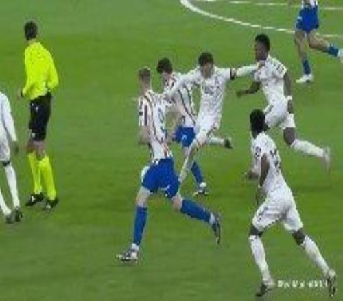 【西甲】小熊雙響巴爾韋德破門+染紅皇馬3比2馬競