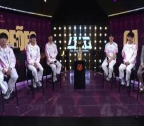 Knight:這次勝利給隊伍和LPL賽區帶來信心我們在國際賽上是可以贏任何隊伍