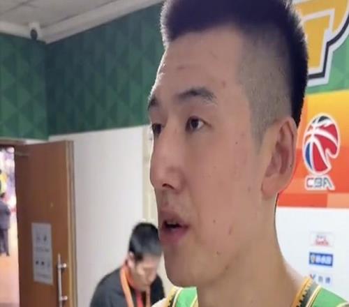 付豪：第三節(jié)開(kāi)局?jǐn)嚯娭档没厝タ偨Y(jié)，北京實(shí)力確實(shí)比我們更強(qiáng)