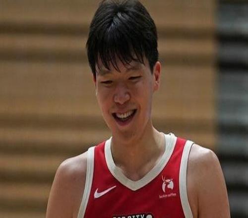 楊瀚森14+11貢獻關鍵補籃混音背靠背逆轉險勝猛龍905