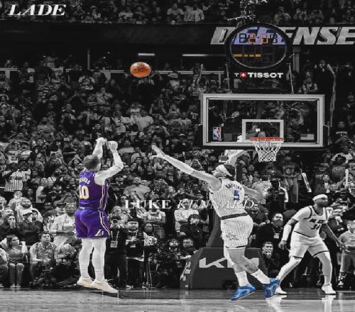 太準(zhǔn)了！180俱樂部！湖人最佳爭冠拼圖誕生