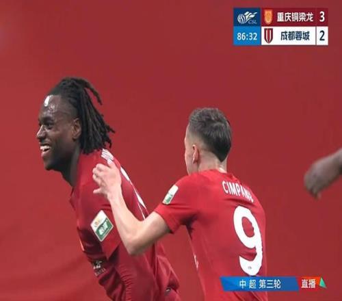 重慶撤下隊(duì)長活了！成都上拜合拉木蔫了中超最火爆德比一將驚喜