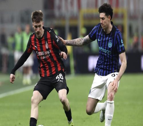 TA：巴薩尚未給萊萬提供續約報價內部認為巴斯托尼愿意加盟