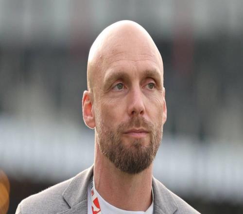 官方：奧勒布克出任多特蒙德體育總監，雙方簽約至2029年