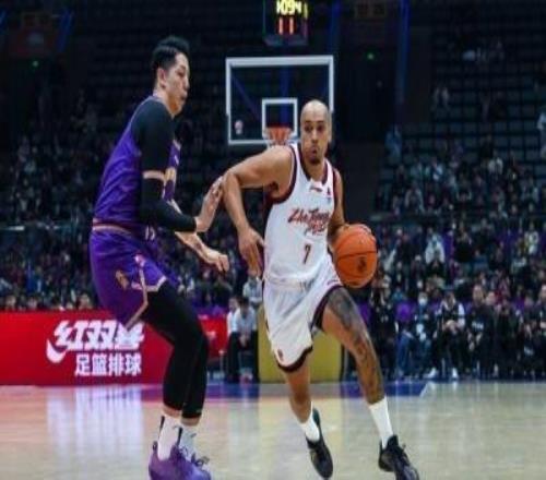 CBA戰報：北控9890逆轉浙江，格蘭特里勒空砍39分