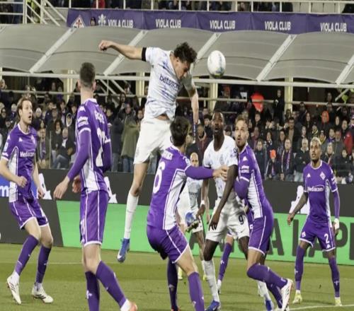 全場被動藍黑軍團再丟分，齊沃的好意，為何成了國米的毒藥