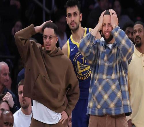 勇士隊(duì)庫(kù)里的傷情持續(xù)好轉(zhuǎn)，但他最近沒有參加勇士隊(duì)的五對(duì)五訓(xùn)練