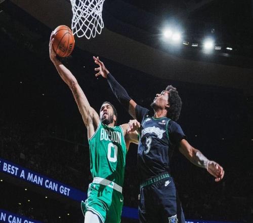 場(chǎng)均至少打10鐵！塔圖姆用恢復(fù)傷病回應(yīng)布朗曝隊(duì)內(nèi)會(huì)議達(dá)成一致