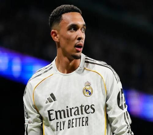 阿諾德意外落選英格蘭大名單，社媒首度發聲，8個字表明態度