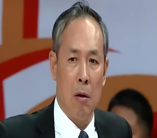 離大譜！周琦連續14罰不中，他怎么了