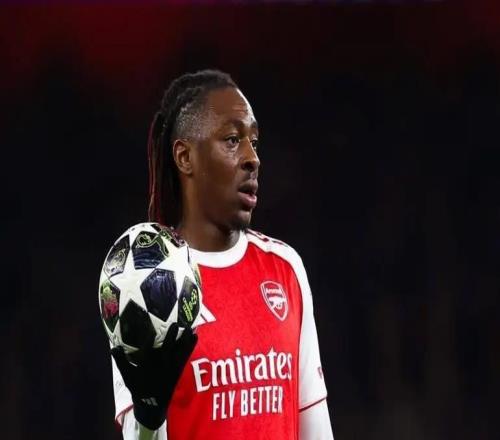 TA：埃澤因小腿受傷預計缺陣至少一個月